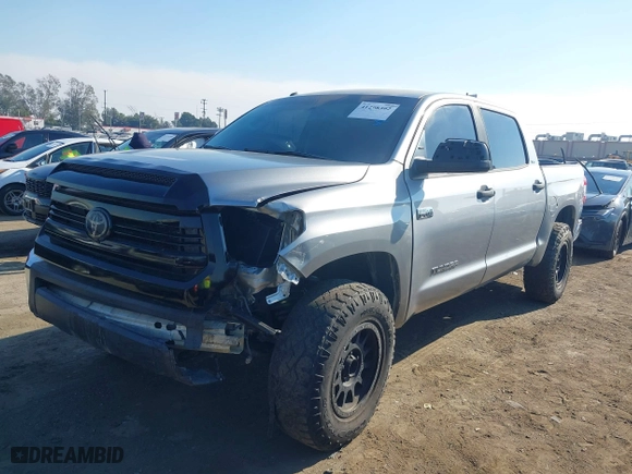 2019 Toyota Tundra 4WD SR5 with VIN 5TFDY5F17KX828452, listed as a IAAI auction lot 41298392 with 73,510 mi miles. Bid and sale history available at carsss.com. Image 17.