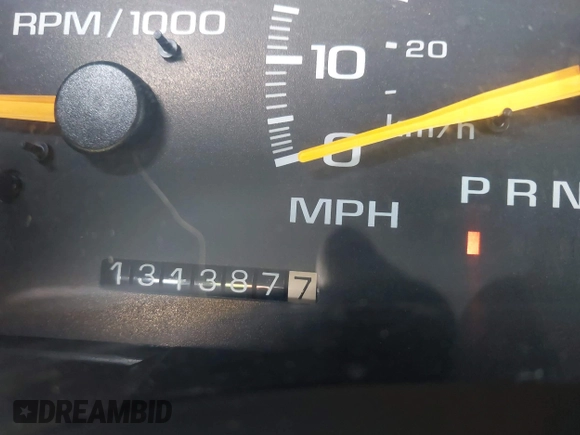 1997 Chevrolet Suburban with VIN 3GNFK16R9VG187426, listed as a IAAI auction lot 41678063 with 131,387 mi miles. Bid and sale history available at carsss.com. Image 15.