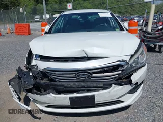 2016 Hyundai Sonata SE z VIN 5NPE24AF1GH337963, wystawiony jako IAAI lot #42199923 z przebiegiem 91 596 mil mil oraz . Historia ofert i sprzedaży dostępna na DreamBid. Obrazek 12.