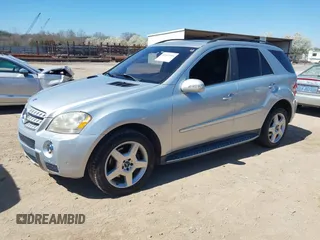 2008 Mercedes-Benz M 550 with VIN 4JGBB72E38A358537, listed as a IAAI auction lot 41822310 with 174,720 mi miles and . Bid and sale history available at carsss.com. Image 2.