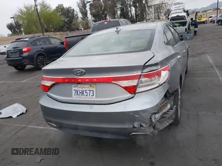 2015 Hyundai Azera • with VIN KMHFG4JG7FA449134, listed as a IAAI auction lot 42024291 with 130,625 mi miles and . Bid and sale history available at carsss.com. Image 13.