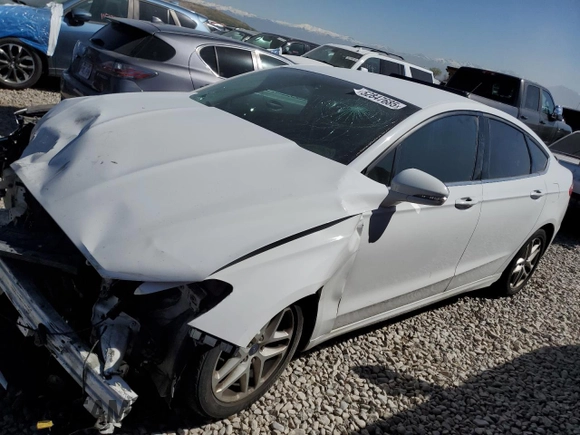 2016 Ford Fusion SE with VIN 1FA6P0H75G5134710, listed as a Copart auction lot 52847685 with 117,452 mi miles and Salvage Title. Bid and sale history available at carsss.com. Image 1.