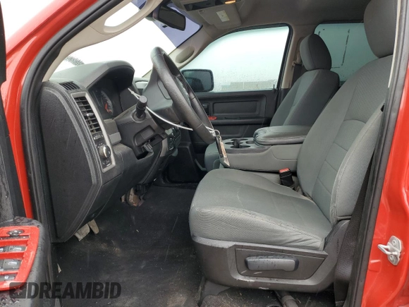 2015 Ram 1500 Express z VIN 1C6RR7FT8FS707018, wystawiony jako Copart lot #57551425 z przebiegiem 126 923 mil mil oraz Szkoda całkowita • Salvage title. Historia ofert i sprzedaży dostępna na DreamBid. Obrazek 7.