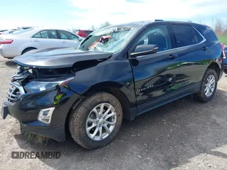 2019 Chevrolet Equinox LT z VIN 3GNAXUEV1KL297594, wystawiony jako IAAI lot #42165836 z przebiegiem 85 519 mil mil oraz . Historia ofert i sprzedaży dostępna na DreamBid. Obrazek 17.