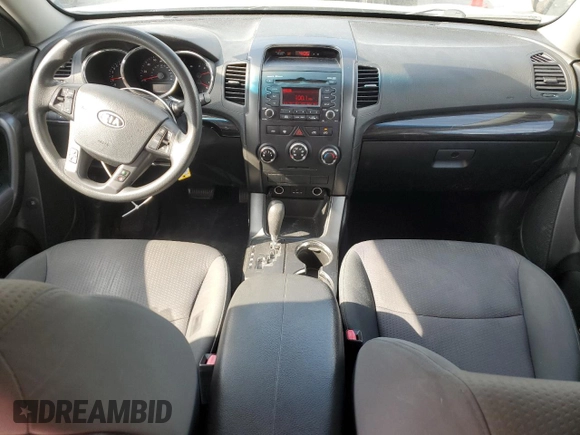 2013 Kia Sorento LX with VIN 5XYKT4A29DG370970, listed as a Copart auction lot 55015255 with 212,424 mi miles and Clean title. Bid and sale history available at DreamBid. Image 8.