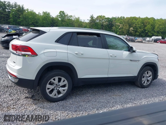 2020 Volkswagen Atlas S z VIN 1V2GC2CAXLC202612, wystawiony jako IAAI lot #42364811 z przebiegiem 73 957 mil mil oraz . Historia ofert i sprzedaży dostępna na DreamBid. Obrazek 13.