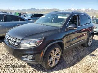 2013 Volkswagen Tiguan SE z VIN WVGBV7AX8DW536451, wystawiony jako Copart lot #56125335 z przebiegiem 137 615 mil mil oraz Szkoda całkowita • Salvage title. Historia ofert i sprzedaży dostępna na DreamBid. Obrazek 1.