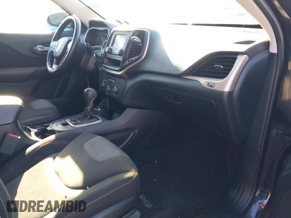 2016 Jeep Cherokee Sport with VIN 1C4PJMAS1GW340154, listed as a IAAI auction lot 40885187 with 110,279 mi miles and . Bid and sale history available at DreamBid. Image 5.