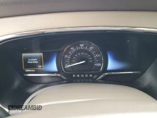 2016 Lincoln Navigator Select z VIN 5LMJJ2HT4GEL06104, wystawiony jako Copart lot #45291395 z przebiegiem 185 604 mil mil oraz Szkoda całkowita • Salvage title. Historia ofert i sprzedaży dostępna na DreamBid. Obrazek 9.