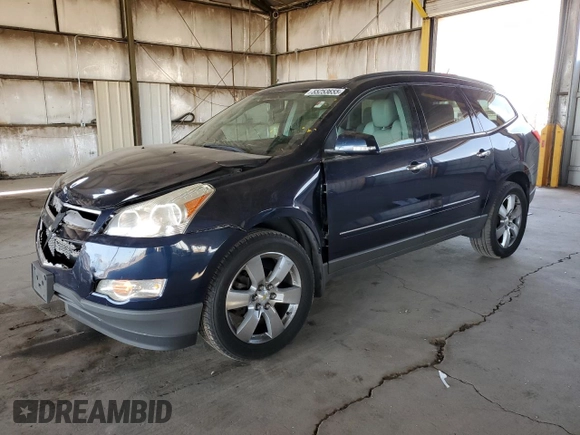 2012 Chevrolet Traverse LTZ z VIN 1GNKRLED9CJ332651, wystawiony jako Copart lot #55253655 z przebiegiem 128 113 mil mil oraz Szkoda całkowita • Salvage title. Historia ofert i sprzedaży dostępna na DreamBid. Obrazek 1.