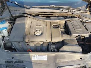 2010 Volkswagen Jetta SEL with VIN 3VWRX7AJ7AM135989, listed as a IAAI auction lot 42436903 with 188,975 mi miles and . Bid and sale history available at DreamBid. Image 10.