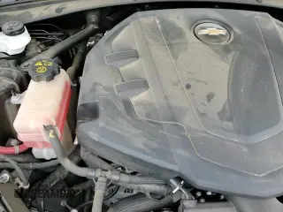 2018 Chevrolet Camaro 1LT z VIN 1G1FB1RS2J0162124, wystawiony jako Copart lot #83854525 z przebiegiem 51 064 mil mil oraz Szkoda całkowita • Salvage title. Historia ofert i sprzedaży dostępna na DreamBid. Obrazek 13.