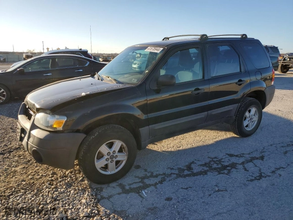 2007 Ford Escape XLS with VIN 1FMYU02Z37KA99846, listed as a Copart auction lot 41578944 with 216,990 mi miles and Salvage Title. Bid and sale history available at carsss.com. Image 1.
