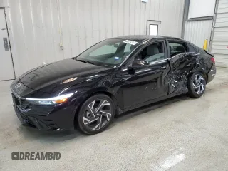 2025 Hyundai Elantra Limited z VIN KMHLN4DJ8SU122945, wystawiony jako Copart lot #51768925 z przebiegiem 23 903 mil mil oraz Czysty tytuł • Clean title. Historia ofert i sprzedaży dostępna na DreamBid. Obrazek 1.