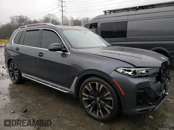 2019 BMW X7 xDrive40i with VIN 5UXCW2C51KL082125, listed as a Copart auction lot 47482325 with 0 mi miles and Salvage Title. Bid and sale history available at carsss.com. Image 4.