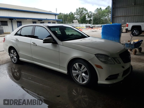 2013 Mercedes-Benz E 350 Luxury with VIN WDDHF2EB6DA738057, listed as a Copart auction lot 48225355 with 136,259 mi miles and Clean title. Bid and sale history available at DreamBid. Image 4.