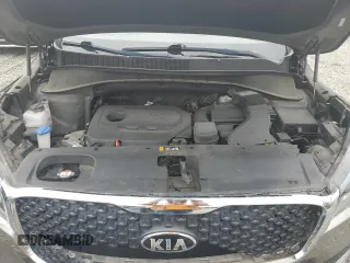 2017 Kia Sorento LX with VIN 5XYPGDA37HG295338, listed as a Copart auction lot 57227355 with 71,655 mi miles and Salvage title. Bid and sale history available at DreamBid. Image 12.