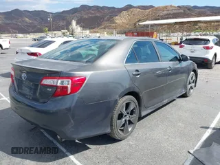 2012 Toyota Camry SE with VIN 4T1BK1FK8CU011838, listed as a IAAI auction lot 40291612 with 1 mi miles. Bid and sale history available at carsss.com. Image 4.