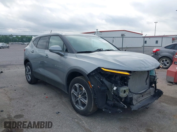 2023 Chevrolet Blazer LT с VIN 3GNKBCR40PS195683, выставлен на аукционе IAAI как лот 42183902 с пробегом 32 552 миль миль и . История ставок и продаж доступна на DreamBid. Изображение 1.