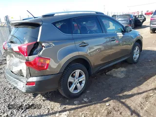 2014 Toyota RAV4 XLE with VIN JTMRFREV6ED084114, listed as a IAAI auction lot 41801049 with 140,042 mi miles and . Bid and sale history available at DreamBid. Image 4.