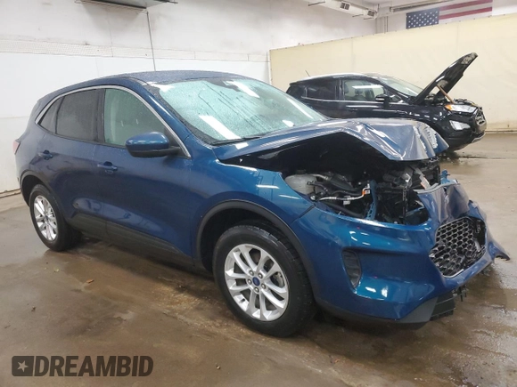 2020 Ford Escape SE z VIN 1FMCU9G67LUB00394, wystawiony jako Copart lot #49620545 z przebiegiem 79 009 mil mil oraz Nie do naprawy • Non repairable. Historia ofert i sprzedaży dostępna na DreamBid. Obrazek 4.
