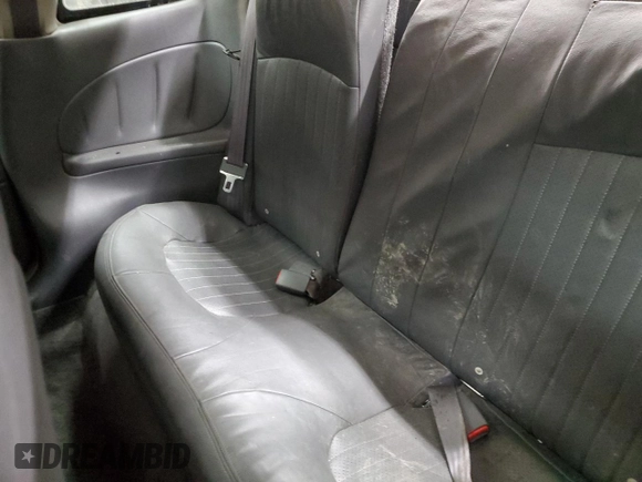2001 Pontiac Grand Am z VIN 1G2NV12E61M551201, wystawiony jako Copart lot #47700635 z przebiegiem Nie podano mil oraz Nie do naprawy • Non repairable. Historia ofert i sprzedaży dostępna na DreamBid. Obrazek 10.