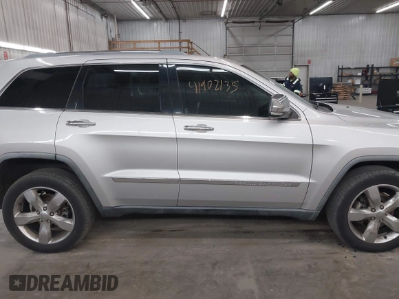 2012 Jeep Grand Cherokee Limited with VIN 1C4RJEBT0CC206480, listed as a IAAI auction lot 41902135 with 182,988 mi miles. Bid and sale history available at carsss.com. Image 13.