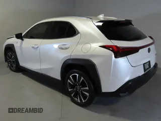 2019 Lexus UX 200 z VIN JTHY3JBH4K2014363, wystawiony jako Copart lot #48990525 z przebiegiem 92 751 mil mil oraz Szkoda całkowita • Salvage title. Historia ofert i sprzedaży dostępna na DreamBid. Obrazek 4.