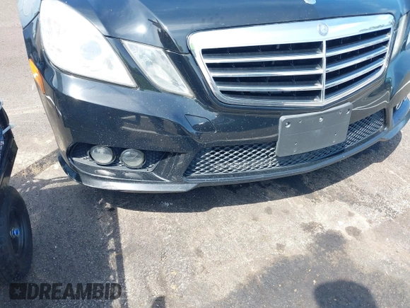 2010 Mercedes-Benz E 350 Luxury z VIN WDDHF8HB7AA220243, wystawiony jako IAAI lot #42510822 z przebiegiem 209 283 mil mil oraz . Historia ofert i sprzedaży dostępna na DreamBid. Obrazek 6.