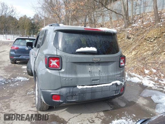 2020 Jeep Renegade Latitude with VIN ZACNJBBBXLPM06330, listed as a IAAI auction lot 41601086 with 92,320 mi miles. Bid and sale history available at carsss.com. Image 17.