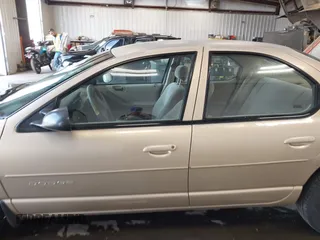 1999 Dodge Stratus z VIN 1B3EJ46X6XN587172, wystawiony jako IAAI lot #42472893 z przebiegiem 154 338 mil mil oraz . Historia ofert i sprzedaży dostępna na DreamBid. Obrazek 14.