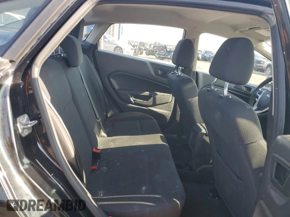 2019 Ford Fiesta SE z VIN 3FADP4BJXKM109534, wystawiony jako Copart lot #54074555 z przebiegiem 84 360 mil mil oraz Szkoda całkowita • Salvage title. Historia ofert i sprzedaży dostępna na DreamBid. Obrazek 10.