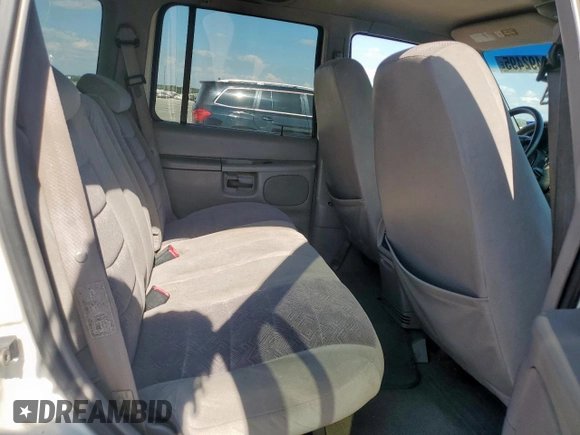 1999 Ford Explorer XLT z VIN 1FMZU32E6XZB27911, wystawiony jako Copart lot #58492495 z przebiegiem 337 889 mil mil oraz Szkoda całkowita • Salvage title. Historia ofert i sprzedaży dostępna na DreamBid. Obrazek 11.