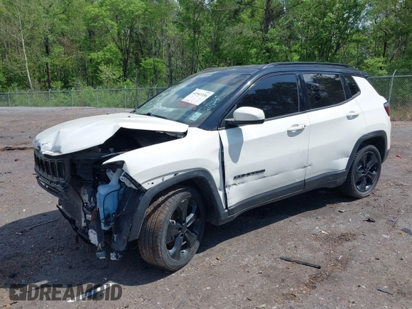 2021 Jeep Compass Altitude with VIN 3C4NJCBB8MT531586, listed as a IAAI auction lot 41941336 with 61,476 mi miles. Bid and sale history available at carsss.com. Image 17.