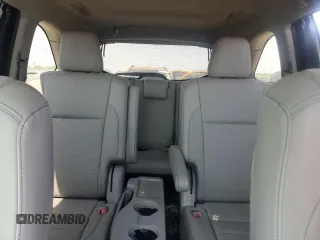 2019 Toyota Highlander Limited z VIN 5TDYZRFH1KS317571, wystawiony jako Copart lot #56757035 z przebiegiem 58 953 mil mil oraz Czysty tytuł • Clean title. Historia ofert i sprzedaży dostępna na DreamBid. Obrazek 10.