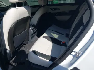 2020 Land Rover Range Rover Velar R-Dynamic S z VIN SALYK2EX9LA261388, wystawiony jako IAAI lot #42156695 z przebiegiem 35 310 mil mil oraz . Historia ofert i sprzedaży dostępna na DreamBid. Obrazek 8.