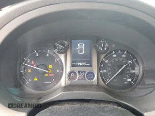 2016 Lexus GX 460 z VIN JTJBM7FX3G5135719, wystawiony jako Copart lot #60900235 z przebiegiem 199 040 mil mil oraz Czysty tytuł • Clean title. Historia ofert i sprzedaży dostępna na DreamBid. Obrazek 9.
