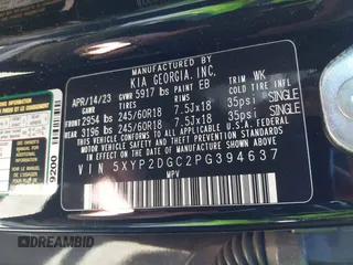2023 Kia Telluride LX z VIN 5XYP2DGC2PG394637, wystawiony jako IAAI lot #41697582 z przebiegiem 19 836 mil mil oraz . Historia ofert i sprzedaży dostępna na DreamBid. Obrazek 9.