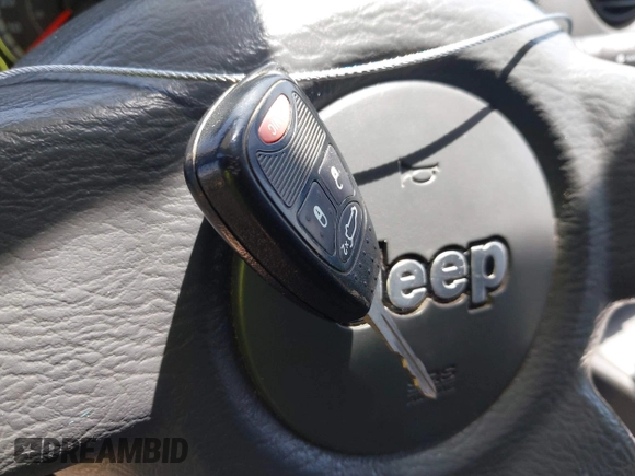2005 Jeep Liberty Limited with VIN 1J4GL58K05W678660, listed as a IAAI auction lot 42624587 with 135,214 mi miles and . Bid and sale history available at DreamBid. Image 11.