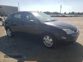 2007 Ford Focus S with VIN 1FAFP37N87W241746, listed as a Copart auction lot 78932144 with 206,746 mi miles and Salvage Title. Bid and sale history available at carsss.com. Image 4.