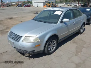 2004 Volkswagen Passat GLS z VIN WVWPD63B64P042673, wystawiony jako IAAI lot #42467361 z przebiegiem 259 067 mil mil oraz . Historia ofert i sprzedaży dostępna na DreamBid. Obrazek 2.