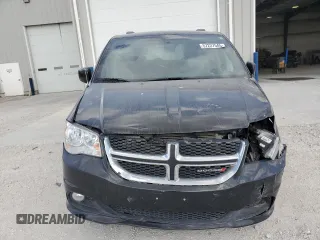 2018 Dodge Grand Caravan SXT z VIN 2C4RDGCG0JR267403, wystawiony jako Copart lot #57227545 z przebiegiem 117 549 mil mil oraz Szkoda całkowita • Salvage title. Historia ofert i sprzedaży dostępna na DreamBid. Obrazek 5.