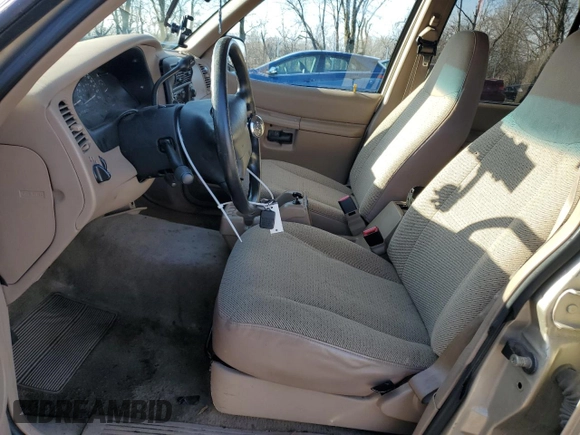 2000 Ford Explorer XLS z VIN 1FMZU72XXYUB16563, wystawiony jako Copart lot #86951684 z przebiegiem 203 117 mil mil oraz Szkoda całkowita • Salvage title. Historia ofert i sprzedaży dostępna na DreamBid. Obrazek 7.