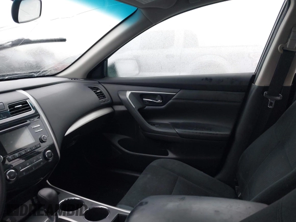 2015 Nissan Altima S with VIN 1N4AL3AP7FC421610, listed as a IAAI auction lot 41731181 with 50,422 mi miles and . Bid and sale history available at DreamBid. Image 5.