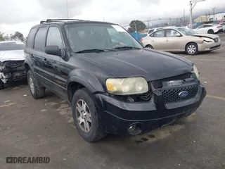 2005 Ford Escape Limited with VIN 1FMYU04155KC05430, listed as a IAAI auction lot 41784958 with 190,822 mi miles. Bid and sale history available at carsss.com. Image 1.