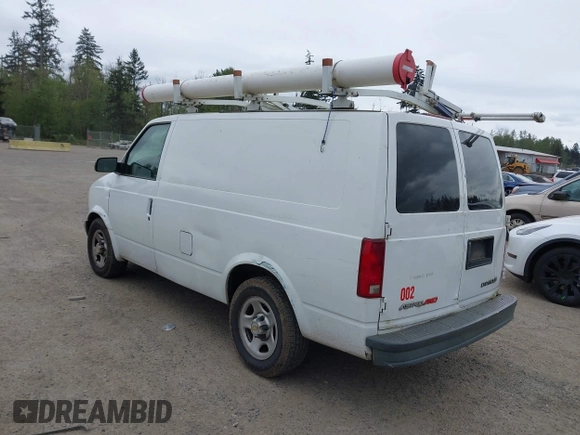 2003 Chevrolet Astro Cargo with VIN 1GCDL19X13B146091, listed as a IAAI auction lot 42129634 with 259,720 mi miles and . Bid and sale history available at DreamBid. Image 3.