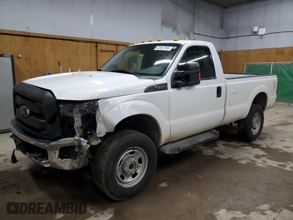 2014 Ford F-350 XL with VIN 1FTRF3B6XEEA55784, listed as a Copart auction lot 62007995 with 71,765 mi miles and Salvage title. Bid and sale history available at DreamBid. Image 1.