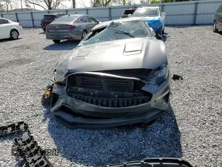 2021 Ford Mustang GT z VIN 1FA6P8CF0M5147552, wystawiony jako Copart lot #45904745 z przebiegiem Nie podano mil oraz Nie do naprawy. Historia ofert i sprzedaży dostępna na DreamBid. Obrazek 11.