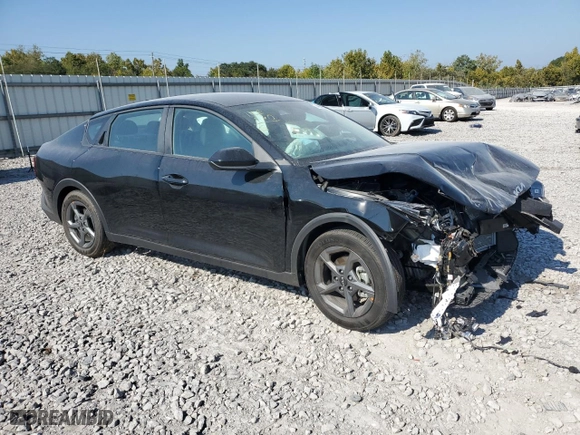 2025 Kia K4 LXS with VIN 3KPFT4DE8SE008873, listed as a Copart auction lot 74856164 with 491 mi miles and Salvage Title. Bid and sale history available at carsss.com. Image 4.