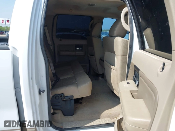 2007 Ford F-150 XLT z VIN 1FTRW12WX7KC53550, wystawiony jako IAAI lot #41909529 z przebiegiem 167 206 mil mil oraz . Historia ofert i sprzedaży dostępna na DreamBid. Obrazek 8.
